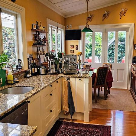 The Grange Bed and Breakfast Auckland Exteriör bild